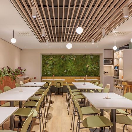 Maxhotel Amsterdam Airport Schiphol - Recently Renovated Hoofddorp Extérieur photo