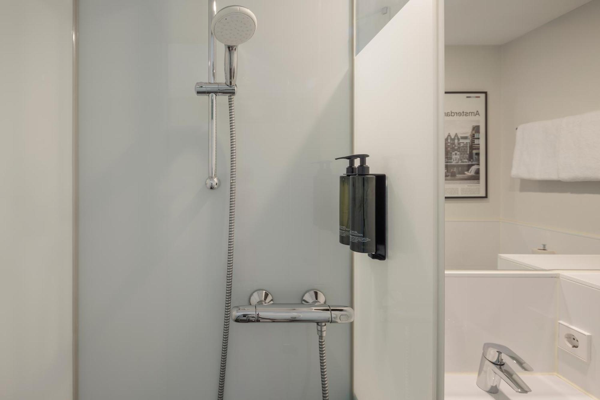 Maxhotel Amsterdam Airport Schiphol - Recently Renovated Hoofddorp Extérieur photo