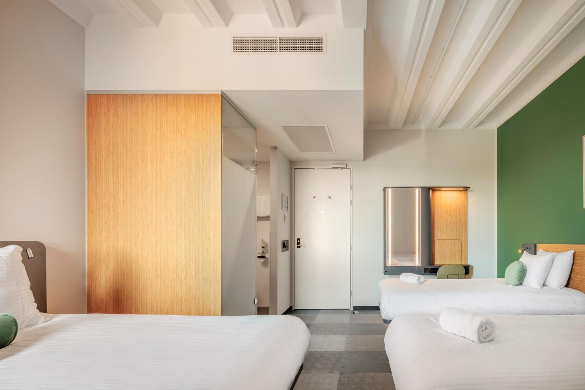 Maxhotel Amsterdam Airport Schiphol - Recently Renovated Hoofddorp Extérieur photo