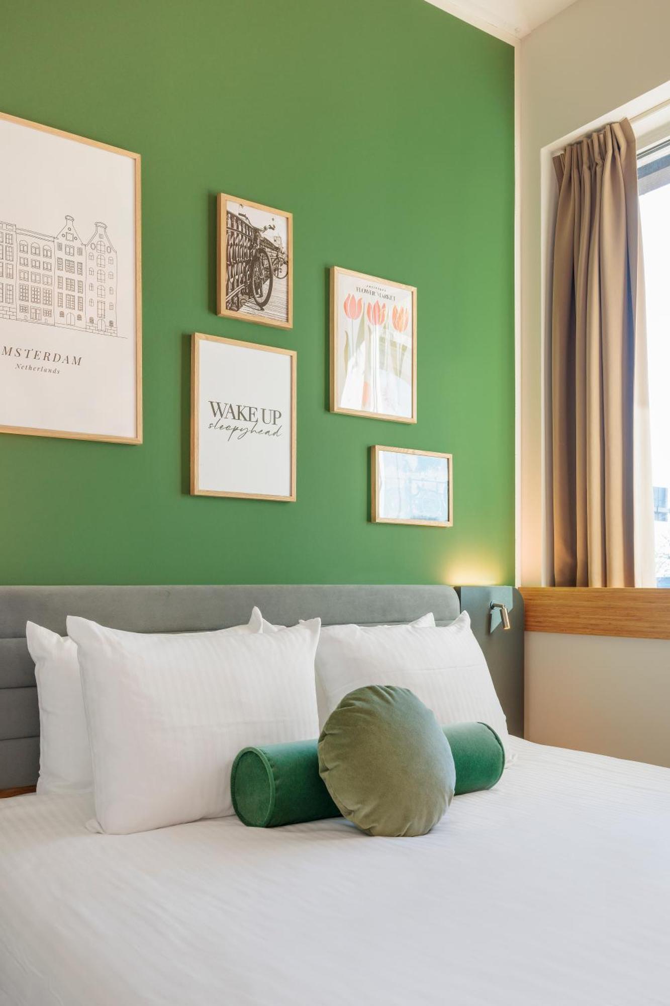 Maxhotel Amsterdam Airport Schiphol - Recently Renovated Hoofddorp Extérieur photo