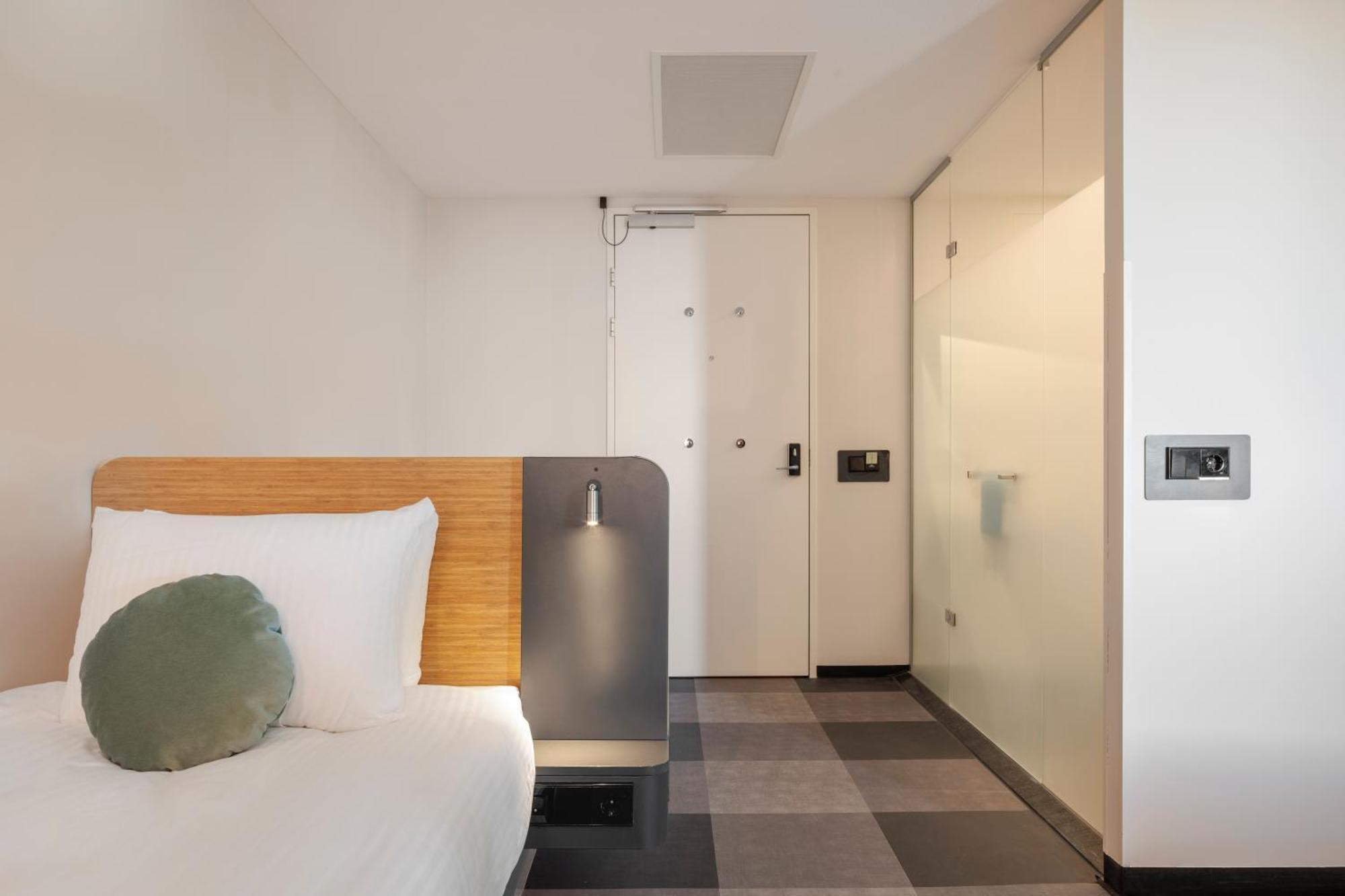 Maxhotel Amsterdam Airport Schiphol - Recently Renovated Hoofddorp Extérieur photo