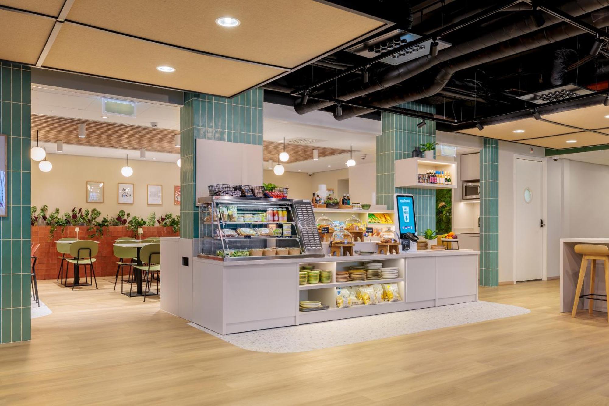 Maxhotel Amsterdam Airport Schiphol - Recently Renovated Hoofddorp Extérieur photo