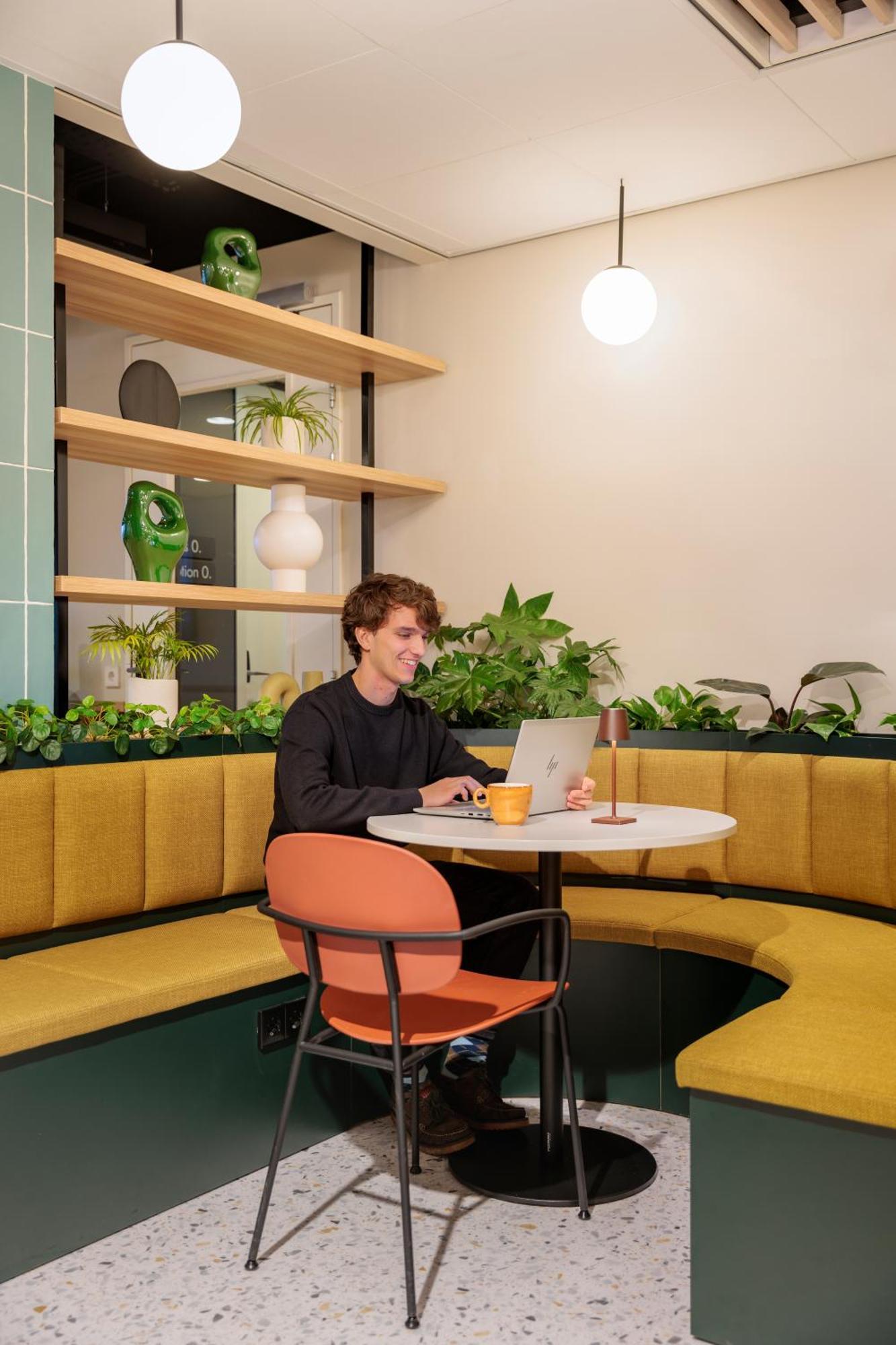 Maxhotel Amsterdam Airport Schiphol - Recently Renovated Hoofddorp Extérieur photo
